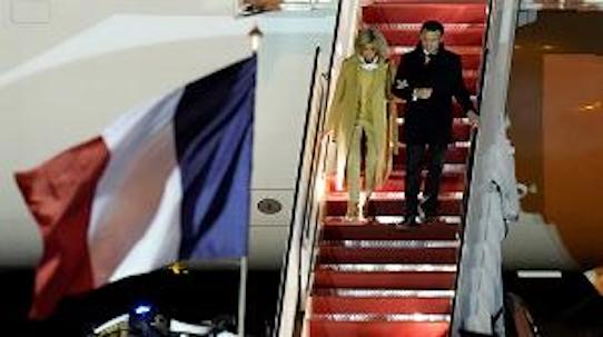 Usa: il presidente francese Emmanuel Macron è arrivato a Washington per una visita di Stato di tre giorni