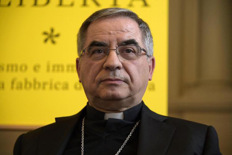 Vaticano, il Cardinale Becciu chiamando il Papa voleva “una buona parola” per il processo