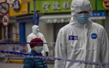 La Cina ha registrato il numero più alto di casi Covid da sei mesi: 5.600 contagi