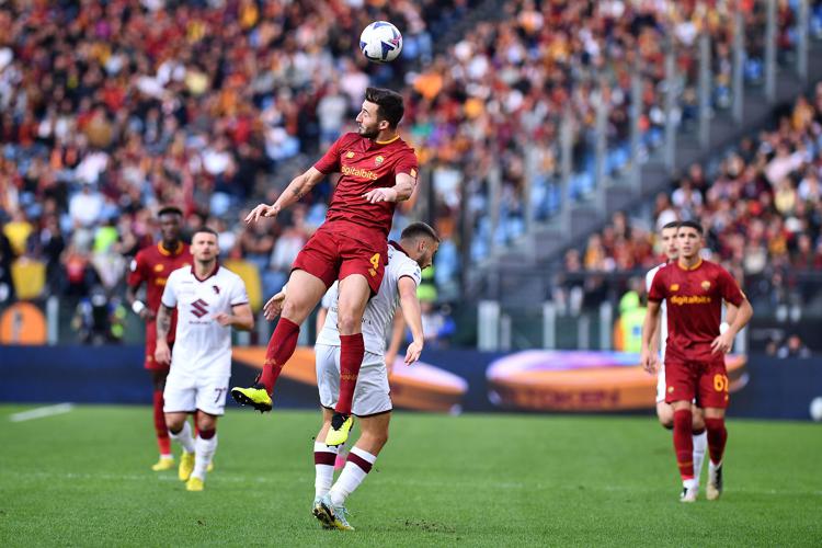 Calcio, la Roma pareggia al 94° in casa contro il Torino 1-1