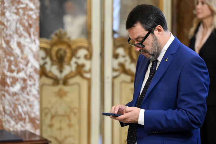 Twitter, Salvini scrive a Musk che gli risponde: “Non vedo l’ora di incontrarlo”