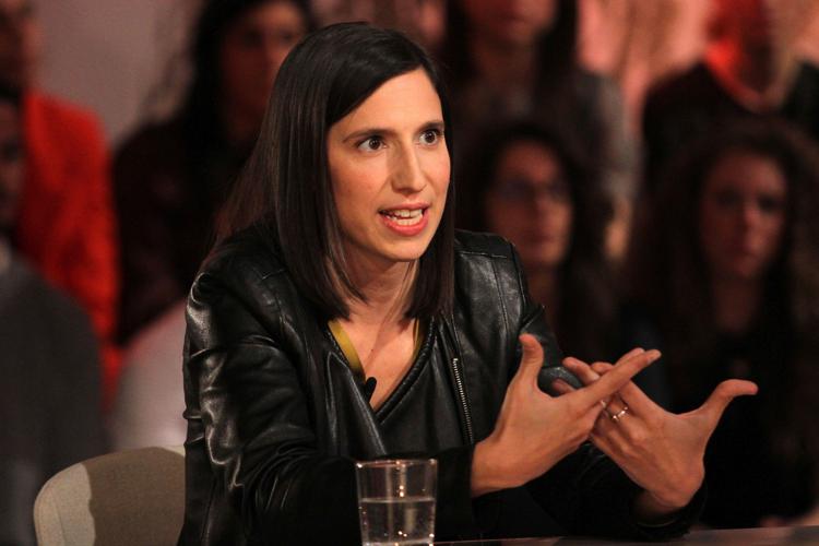 Il Pd che verrà, Elly Schlein in prima fila per la sua candidatura