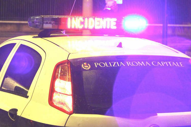 Roma, incidente stradale sulla via Flaminia: un morto e un ferito
