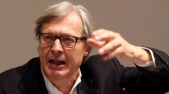 Stadio San Siro, parla il sottosegretario Sgarbi: “La sua demolizione è insensata”