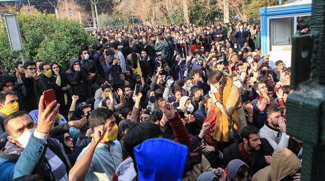 Iran, uccisa una dottoressa che aveva curato a Teheran alcuni manifestanti feriti