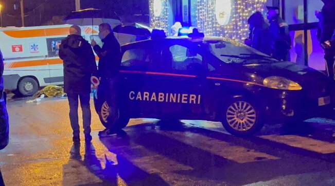 Paternò (Catania), una bracciante agricola romena di 40 anni è stata uccisa con diversi colpi di fucile