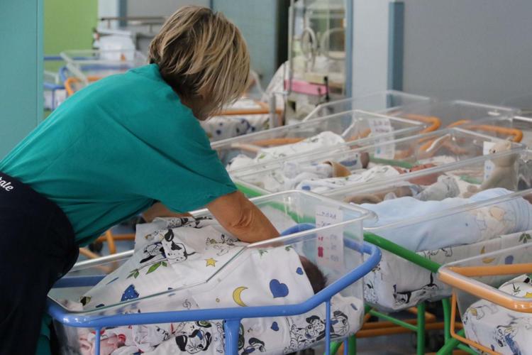 Report dell’Istat: nuovo record negativo delle nascite in Italia nel 2021