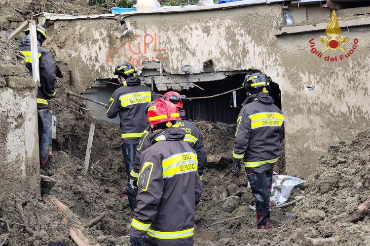 Frana a Casamicciola: si cerca l’ultimo disperso. Gli sfollati sono oltre 400