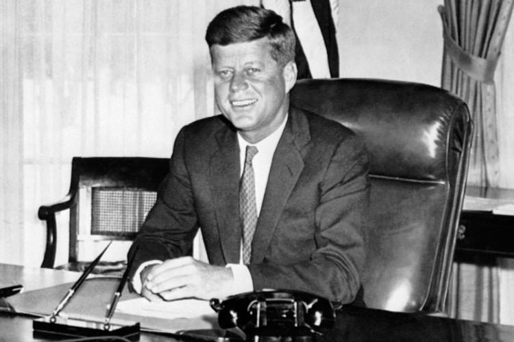 Usa, il presidente Biden ordina la pubblicazione di tutte le carte segreto dell’omicidio di John Kennedy