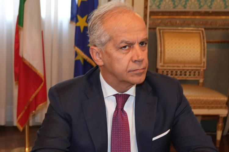 Migranti, parla il ministro Piantedosi: “Gli sbarchi sono diminuiti negli ultimi due mesi”