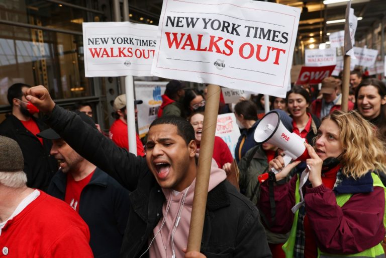 Usa, primo sciopero da 40 anni per i dipendenti del New York Times