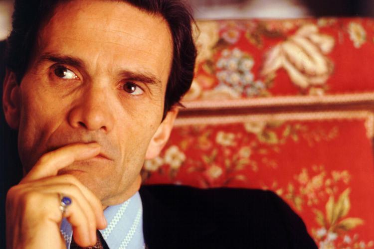 Delitto Pasolini, la nuova ipotesi dell’Antimafia: dietro l’uccisione del regista e scrittore il furto della pellicola “Salò”