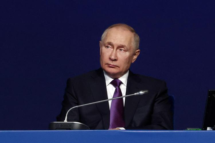 Vladimir Putin potrebbe annunciare fin da oggi una seconda ondata di mobilitazioni per rafforzare le forze armate del Paese