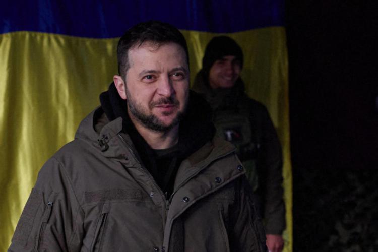 Guerra in Ucraina, Zelensky ha visitato Bakhmut nella regione del Donetsk