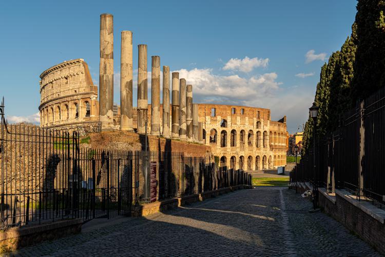 Roma, la mostra sulla “bellezza silenziosa” della “Città eterna” durante i lockdown