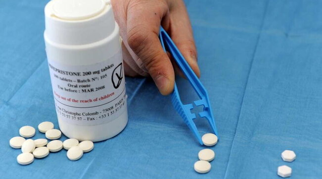 Usa, “rivoluzione” nelle farmacia: sarà in vendita la pillola abortiva “Mifepristone”