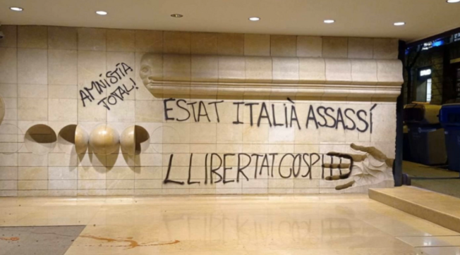 Attacchi alle ambasciate italiane: fermate cinque persone in Spagna come responsabili degli attentati