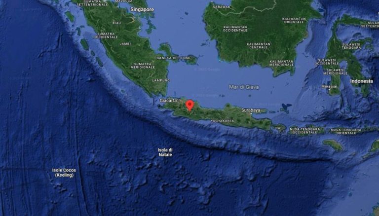 Indonesia: terremoto di magnitudo 7 con allerta tsunami