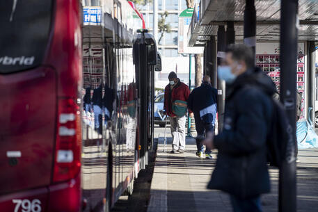 Roma, grande folla per la Befana: la Metro A presa d’assalto