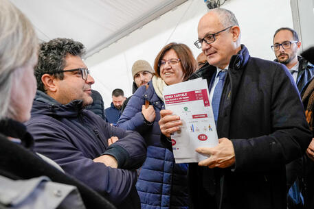 Roma, blitz anti camorra: arrestate cinque persone che gestivano locali in centro