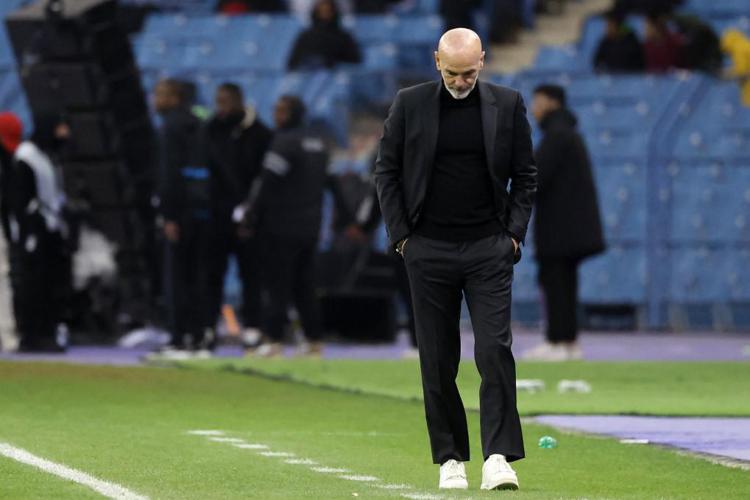 Calcio, il mea culpa di Pioli dopo la pesante sconfitta con l’Inter: “Abbiamo commesso troppi errori”