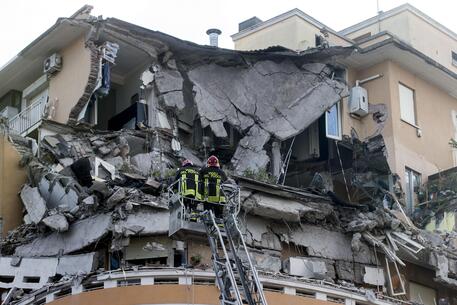 Roma, tre condanne per il crollo parziale di un palazzo sul Lungotevere Flaminio avvenuto nel 2016