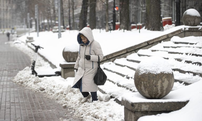 Meteo, week end con temperature miti: da lunedì torna il freddo