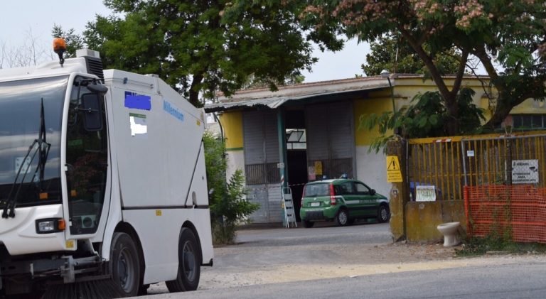 Ancora furti: rubato un compattatore dall’isola ecologica di Cerveteri