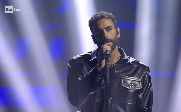 Sanremo, Marco Mengoni guida la classifica provvisoria