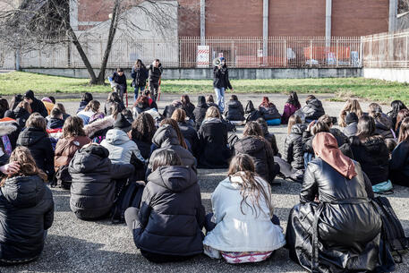 Roma, il sindacato Usb proclama uno sciopero per tutto il personale della scuola per chiedere l’aumento degli organici