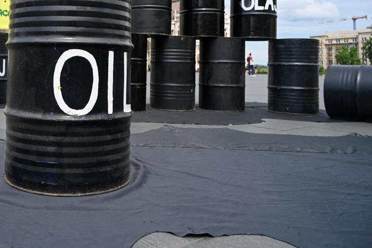 La Russia ha tagliato tutte le forniture di petrolio alla Polonia