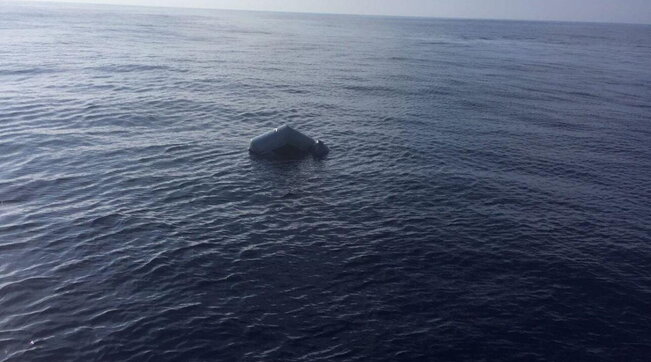 Migranti, nuovo naufragio nei pressi di Lampedusa, tutte salve le 42 persone a bordo di un barchino