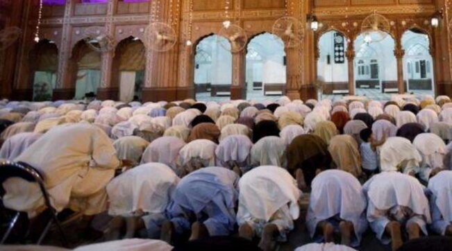 Ramadan, al via da oggi il mese di digiuno per quasi due miliardi di musulmani