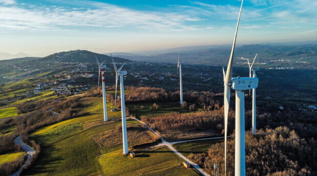 Il piano energetico italiano di decarbonizzazione prevede oltre mille miliardi di euro di investimenti