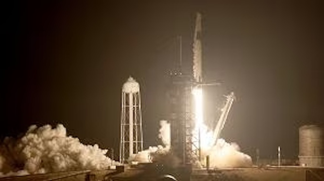 Usa: partita la missione SpaceX verso la stazione spaziale internazionale