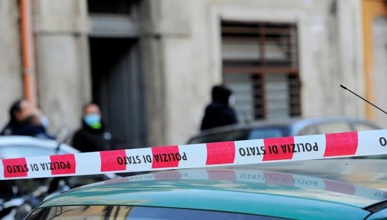 Roma: tre indagati per l’omicidio di Centocelle, “Hanno aiutato Mohamed Abidi a fuggire”