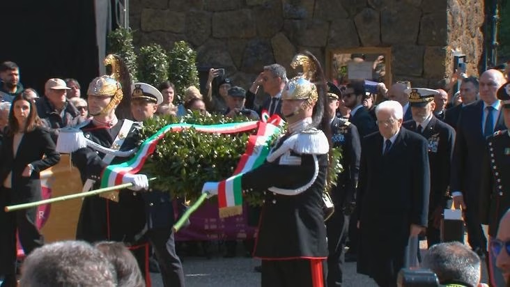 Roma, il presidente Mattarella alle Fosse Ardeatine per il 79° anniversario dell’eccidio nazista