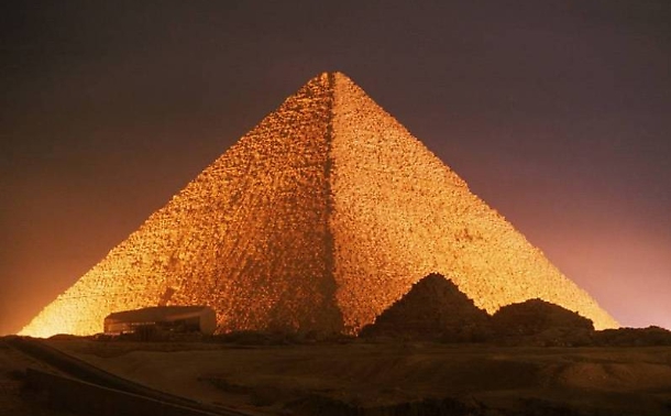 Egitto, eccezionale scoperta alla piramide di Cheope: individuato un corridoio segreto