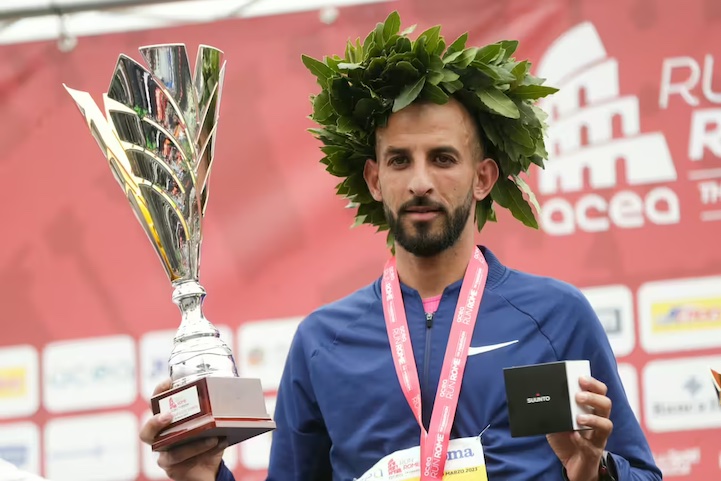 Il marocchino Taoufik Allam ha vinto la gara maschile della Maratona di Roma