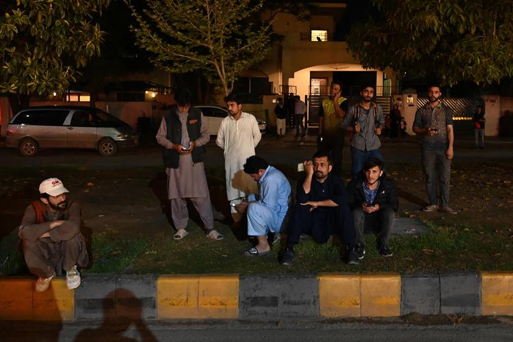 Registrata forte scossa sismica di magnitudo 6.8 tra il Pakistan e l’Afghanistan: almeno le 12 le vittime