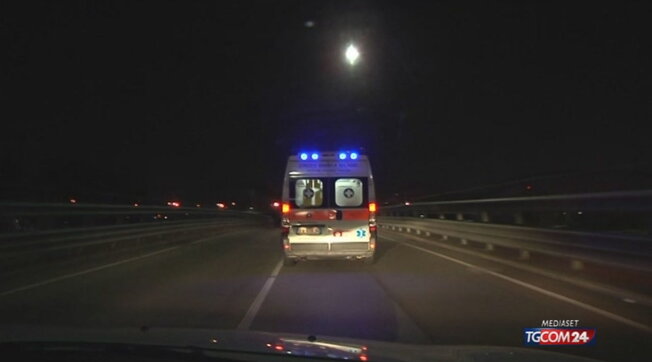 Nizza Monferrato (Asti), tragico scontro fra due auto: quattro morti