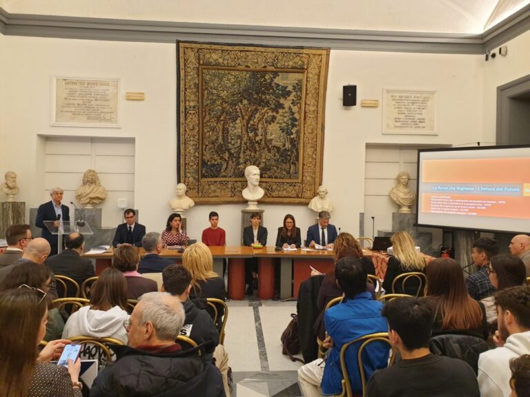 A Roma gli studenti progettano                “i dehors del futuro”