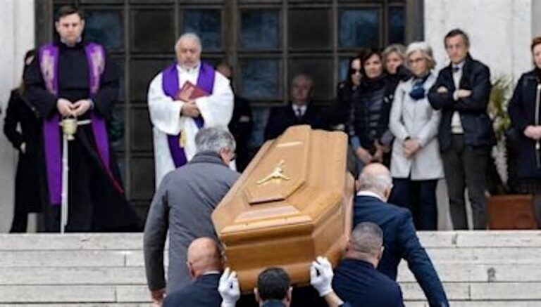 Roma, ultimo commosso saluto         all’avvocato Alessandro Parini