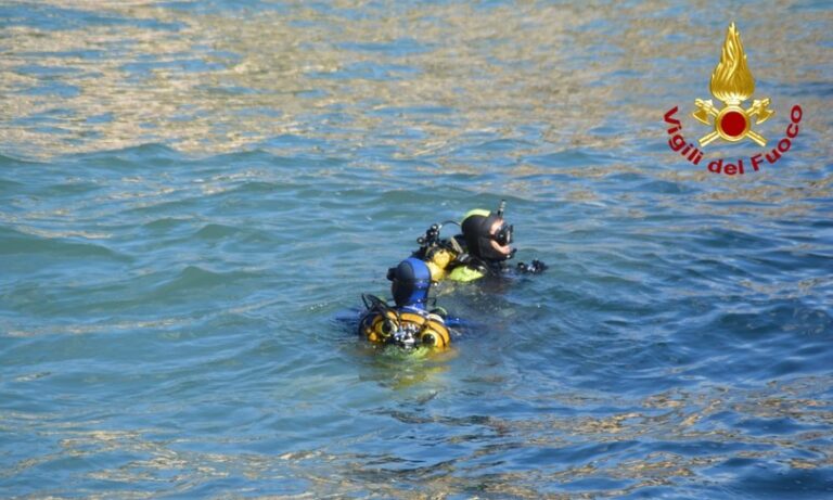Ritrovato il casco della studentessa 17enne dispersa mentre faceva rafting
