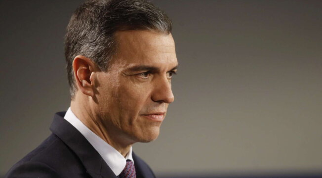 Caos in Spagna, Sanchez si dimette       e anticipa le elezioni al 23 luglio