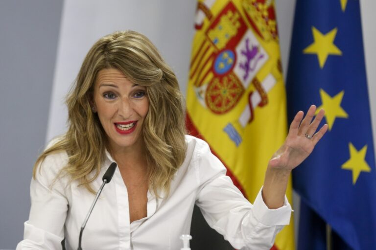 Migranti, anche la Spagna critica          il governo della premier Meloni