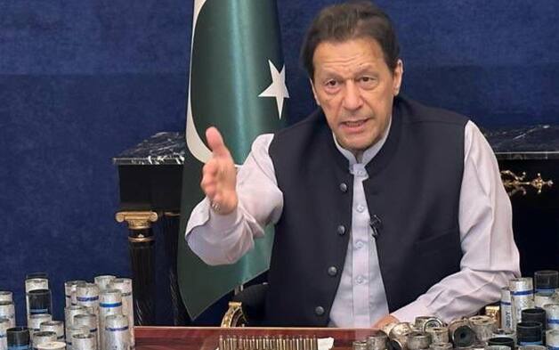 Pakistan, l’ex premier Imran Khan       è stato arrestato per corruzione