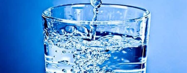 Acqua “salata”, monta la protesta