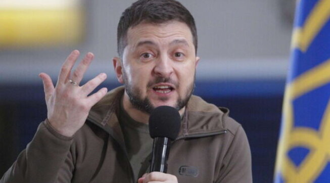 Zelensky: “Stiamo riconquistando posizioni, possiamo vincere”