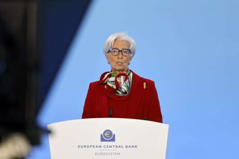 Bce, Lagarde avverte: “Pressioni dell’inflazione rimangono alte”